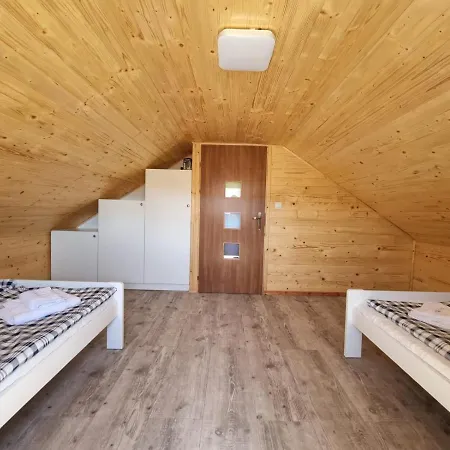 بيت خشبي Piamola Z Wiata Do Grillowania Kąty Rybackie