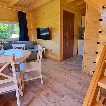 Piamola Z Wiata Do Grillowania Lodge Kąty Rybackie