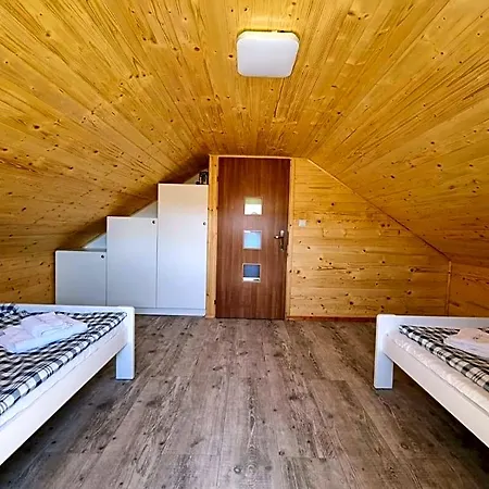 Orman Evi Piamola Z Wiata Do Grillowania