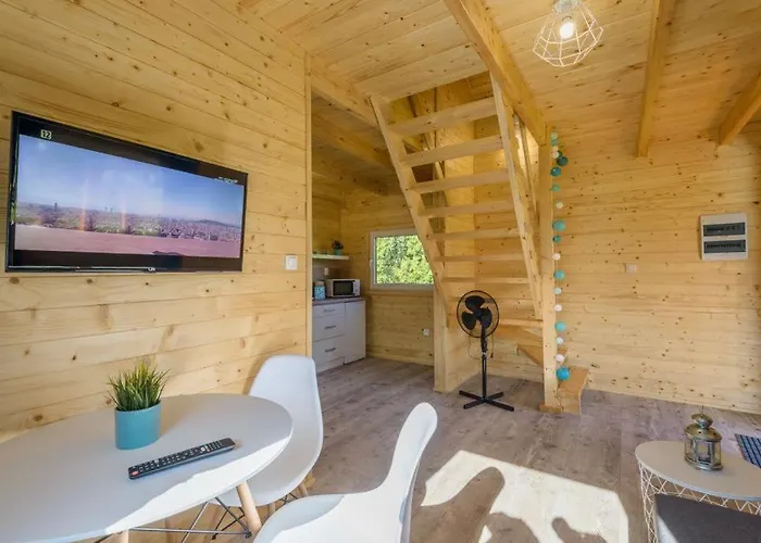 Lodge Piamola Z Wiata Do Grillowania