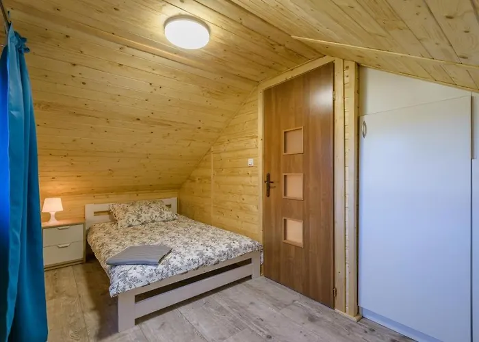 Piamola Z Wiata Do Grillowania