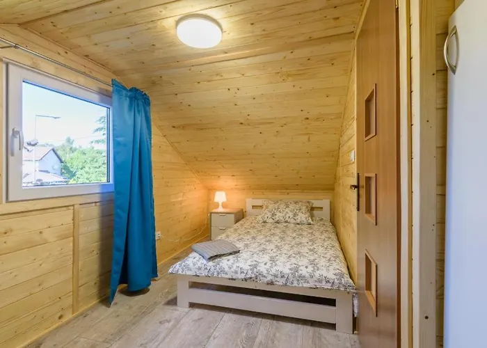 Lodge Piamola Z Wiata Do Grillowania *